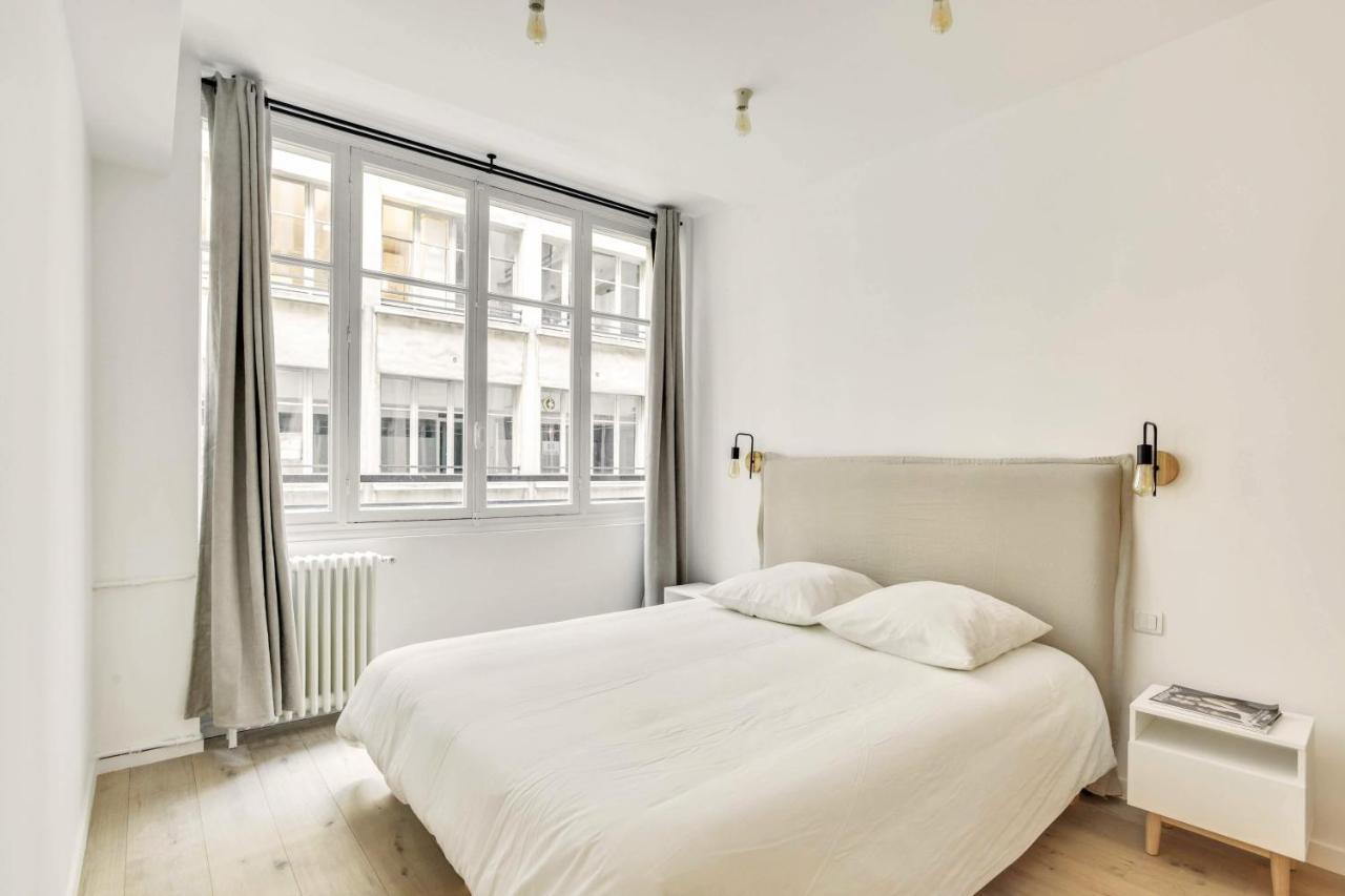 Central & Stylish Renovated Parisian Apt / 6-8 Guests ภายนอก รูปภาพ